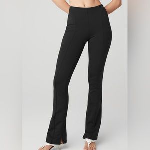 ALO High Waist Black Zip It Flare Legging in Small